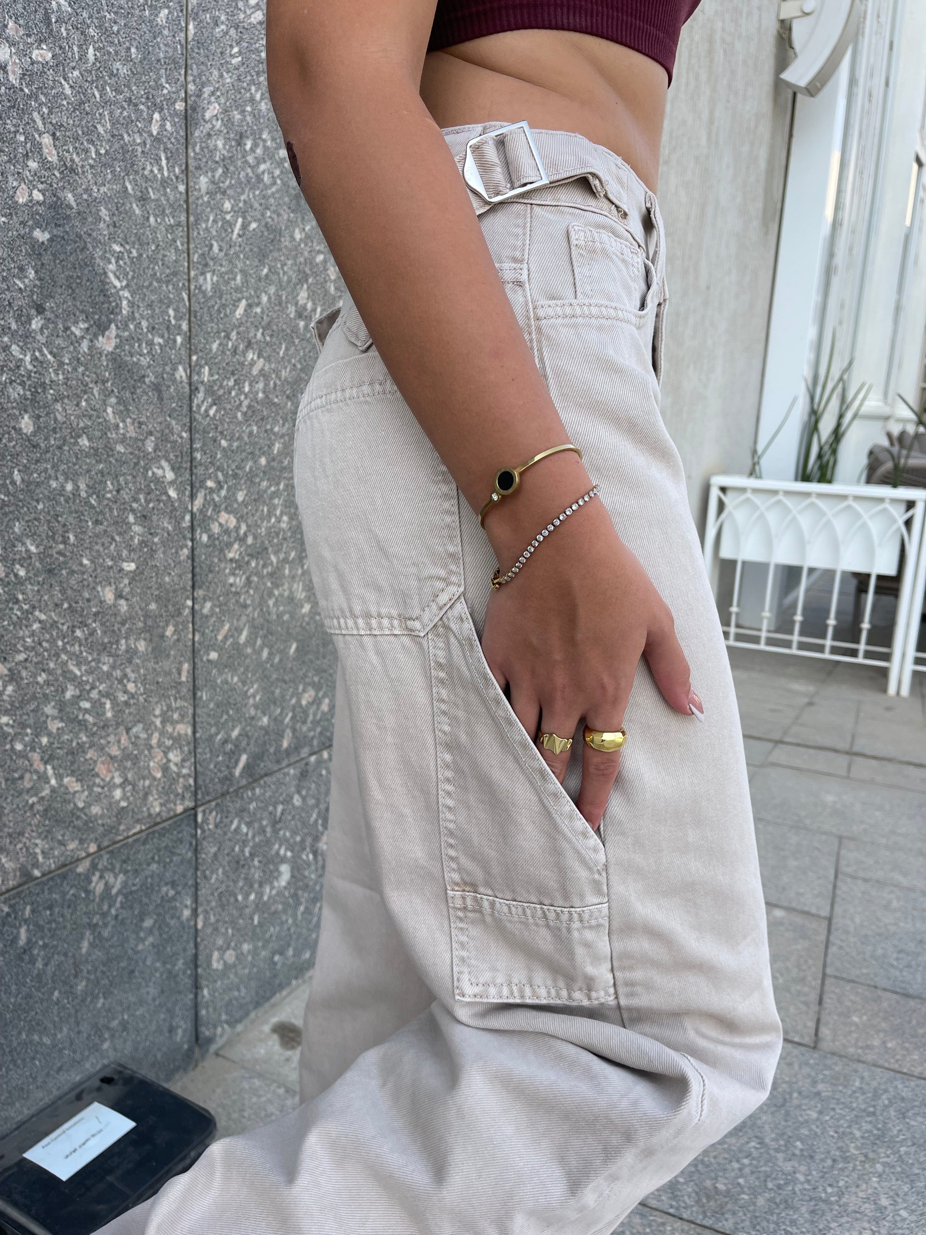 High-Waist Grey/Beige Skater Jeans