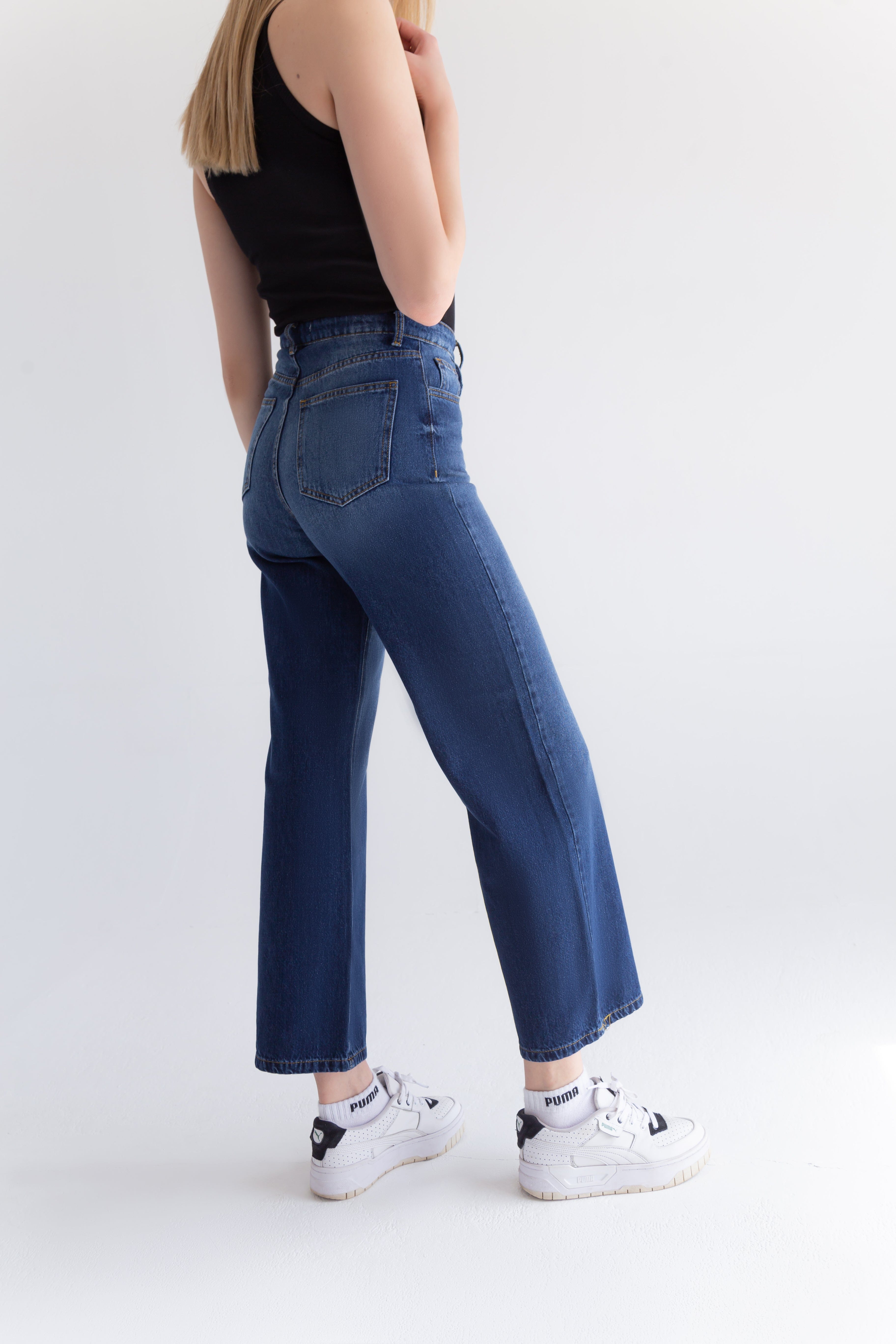 High-Waist Dark Wash Wide Leg Jeans - Lioroucci
