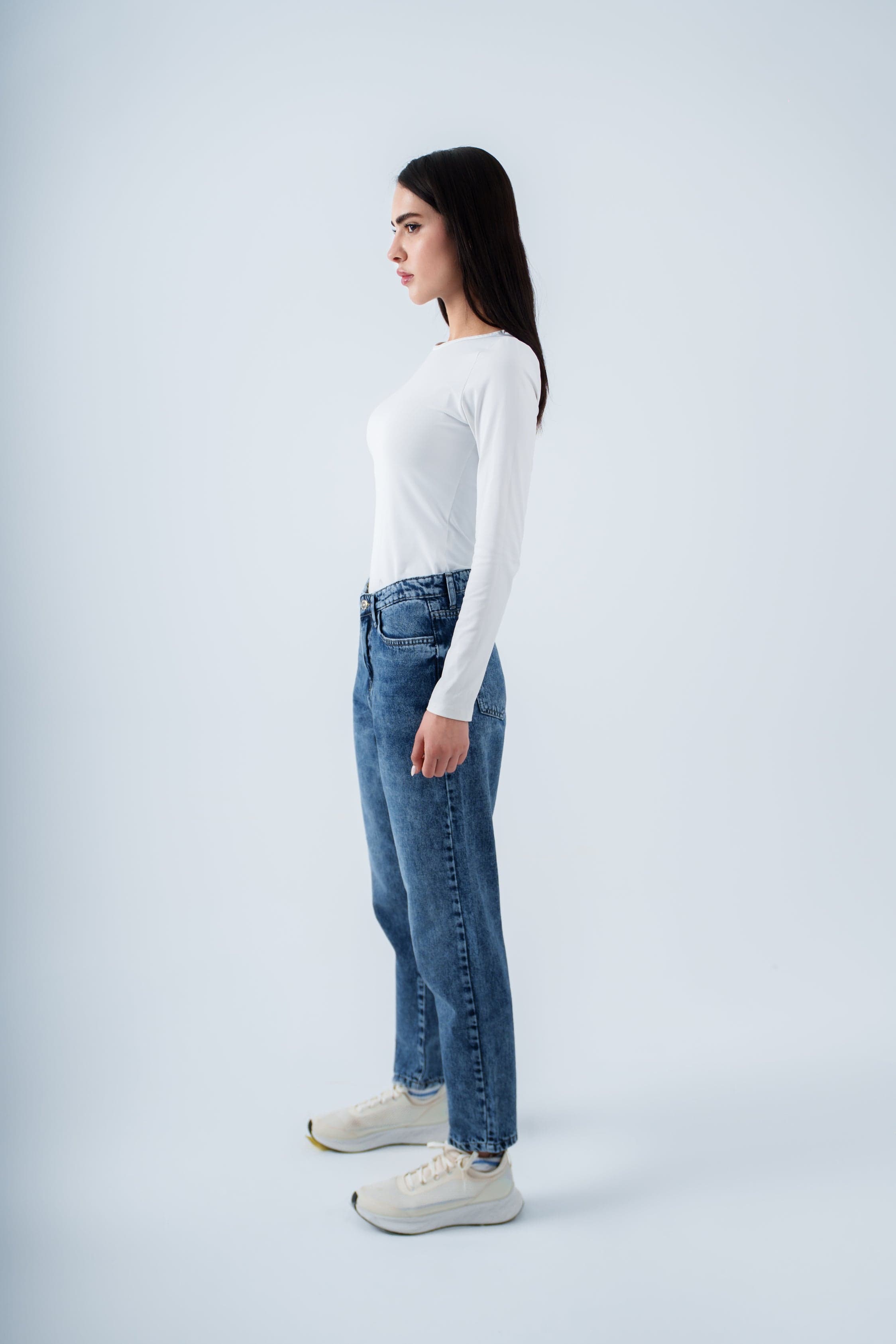 High-Waist medium Blue Mom Fit Jeans