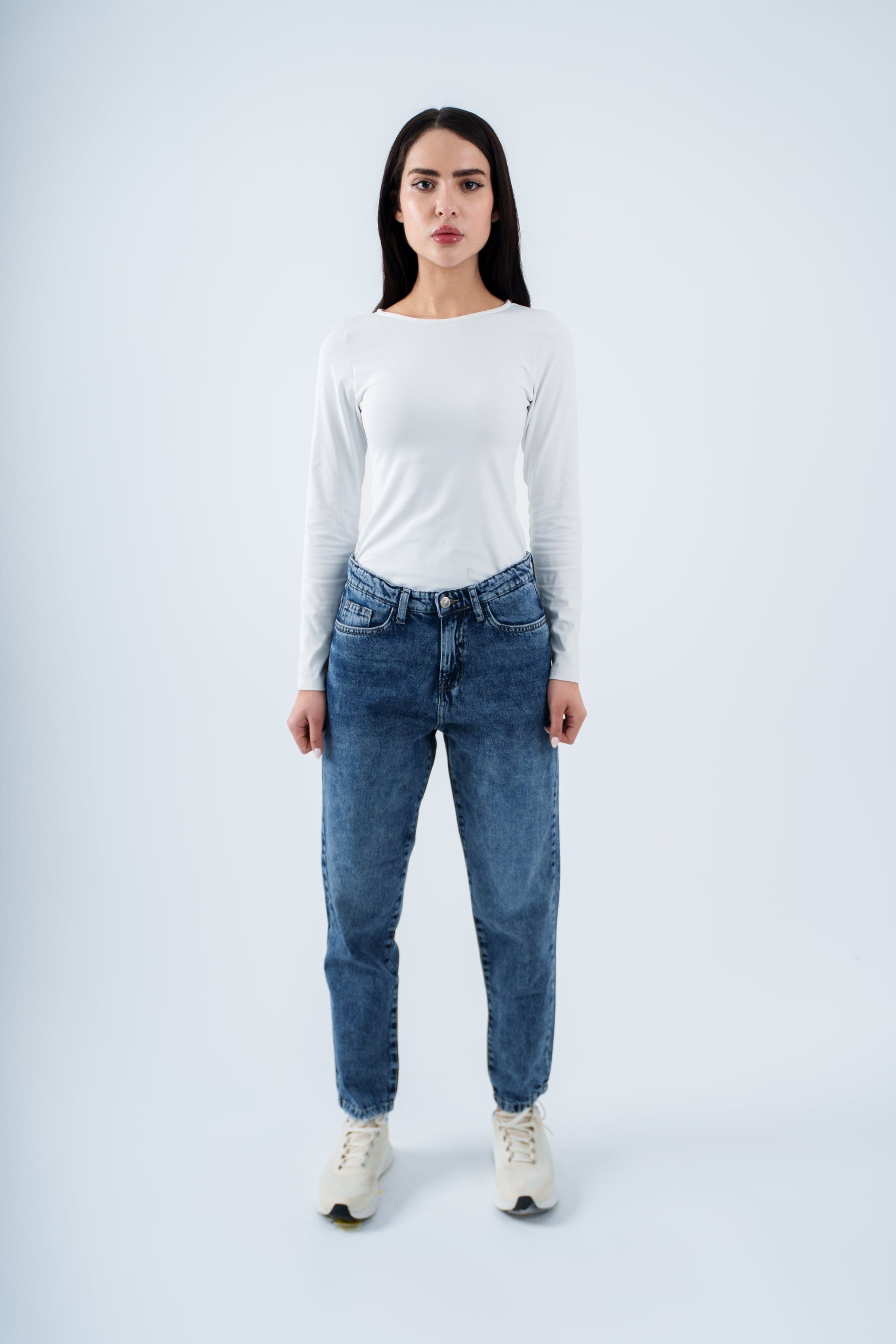 High-Waist medium Blue Mom Fit Jeans