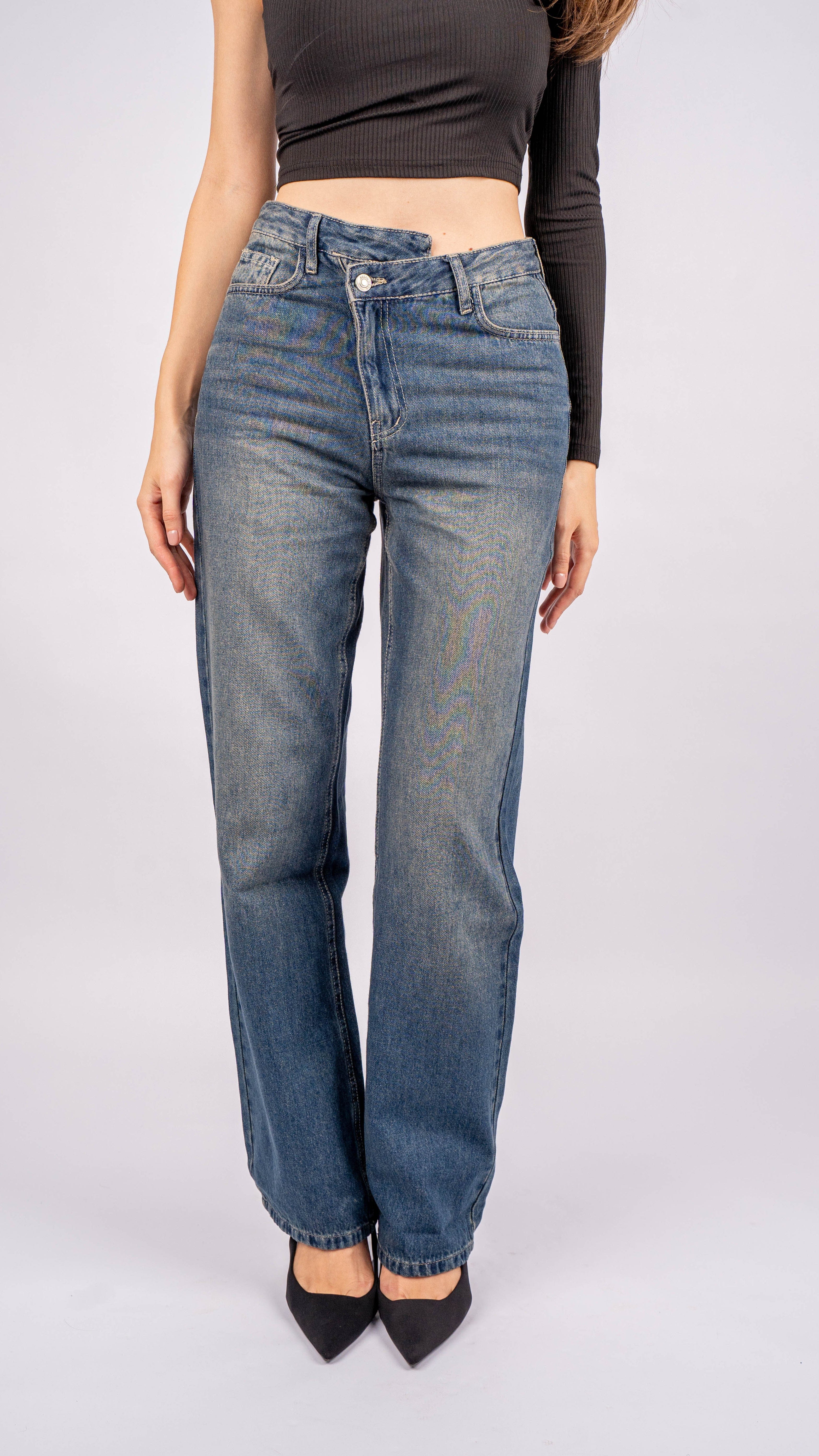High-Waist Dirty Cross Belt Straight Leg Jeans