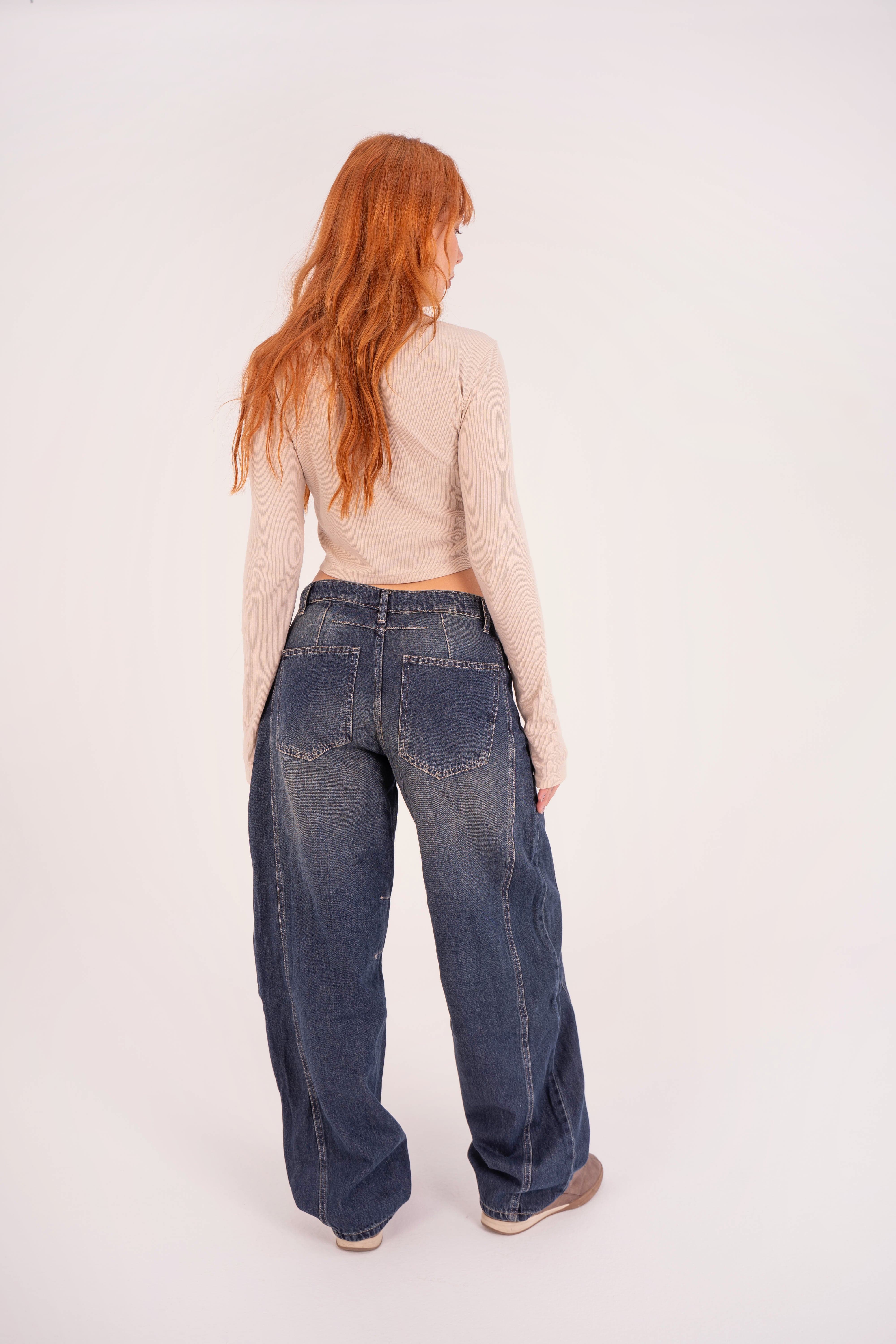 جينز بقصّة البالون Dirty Wash