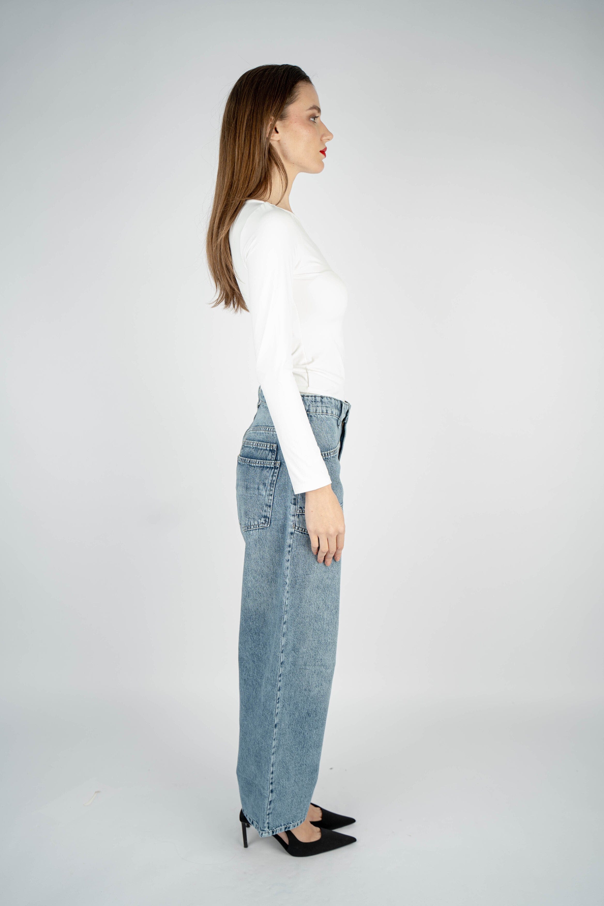 High-waisted Straight Leg Multi Pocket Medium Wash