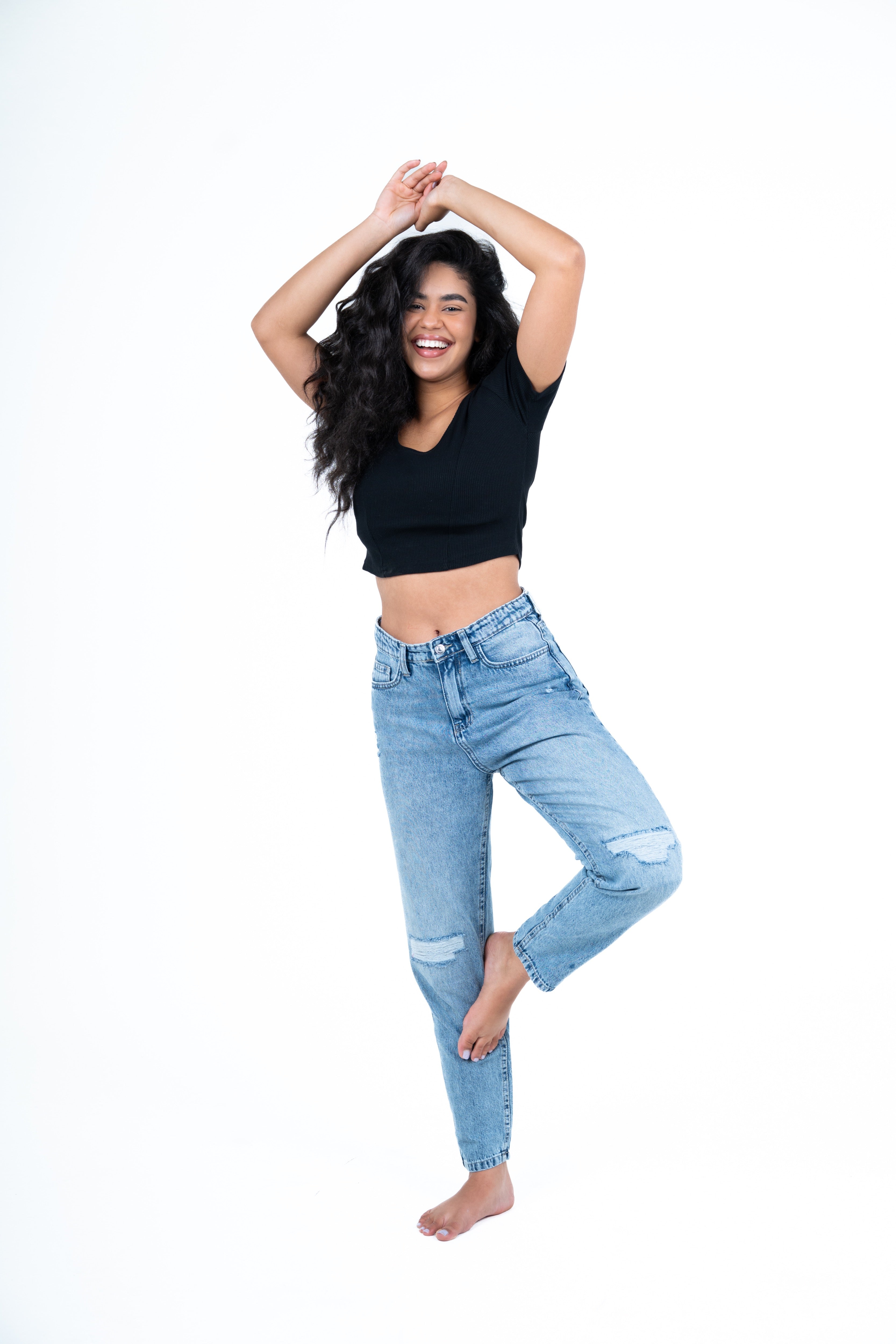 The cut boyfriend jeans