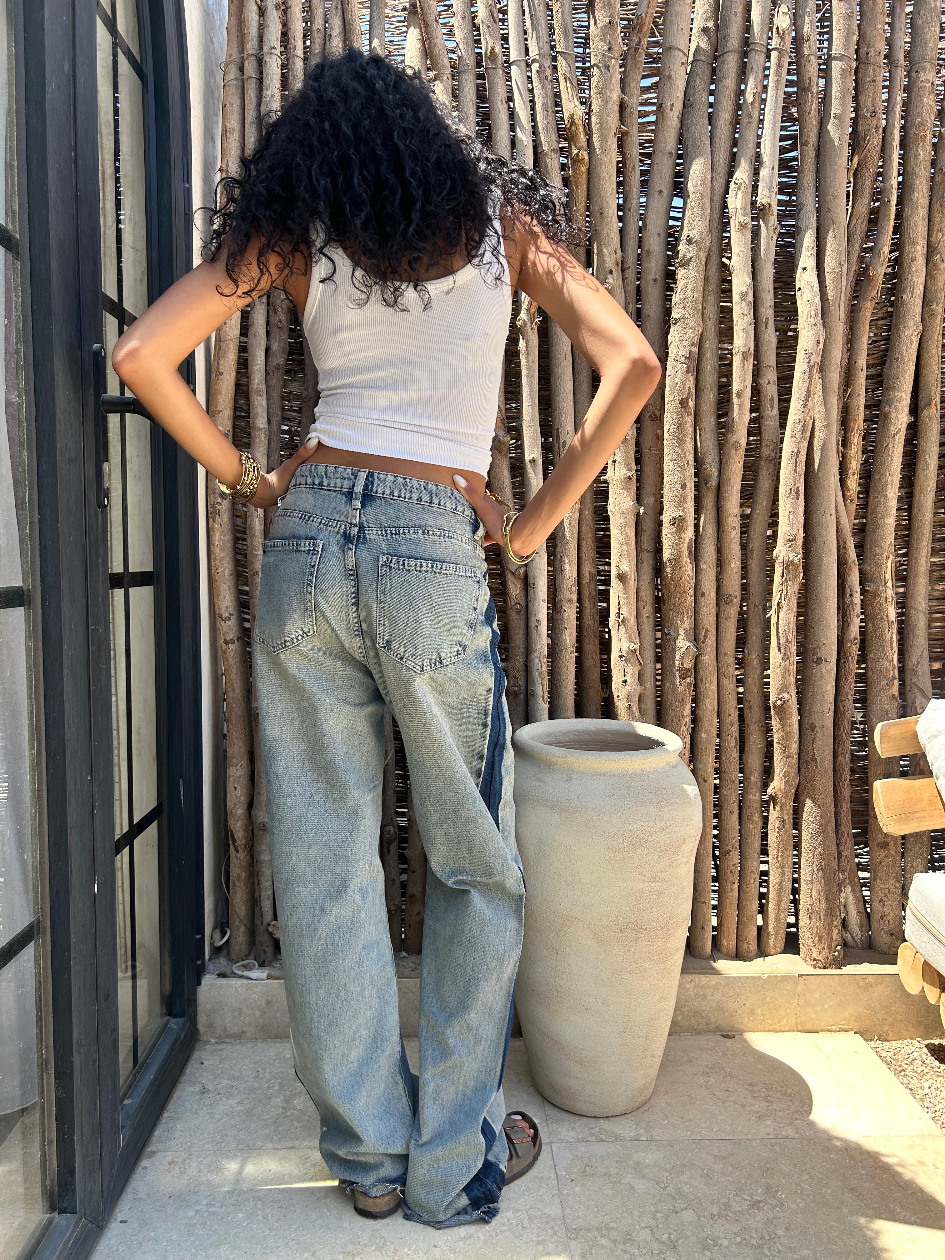 The Ocean Side - Medium Waist Jeans