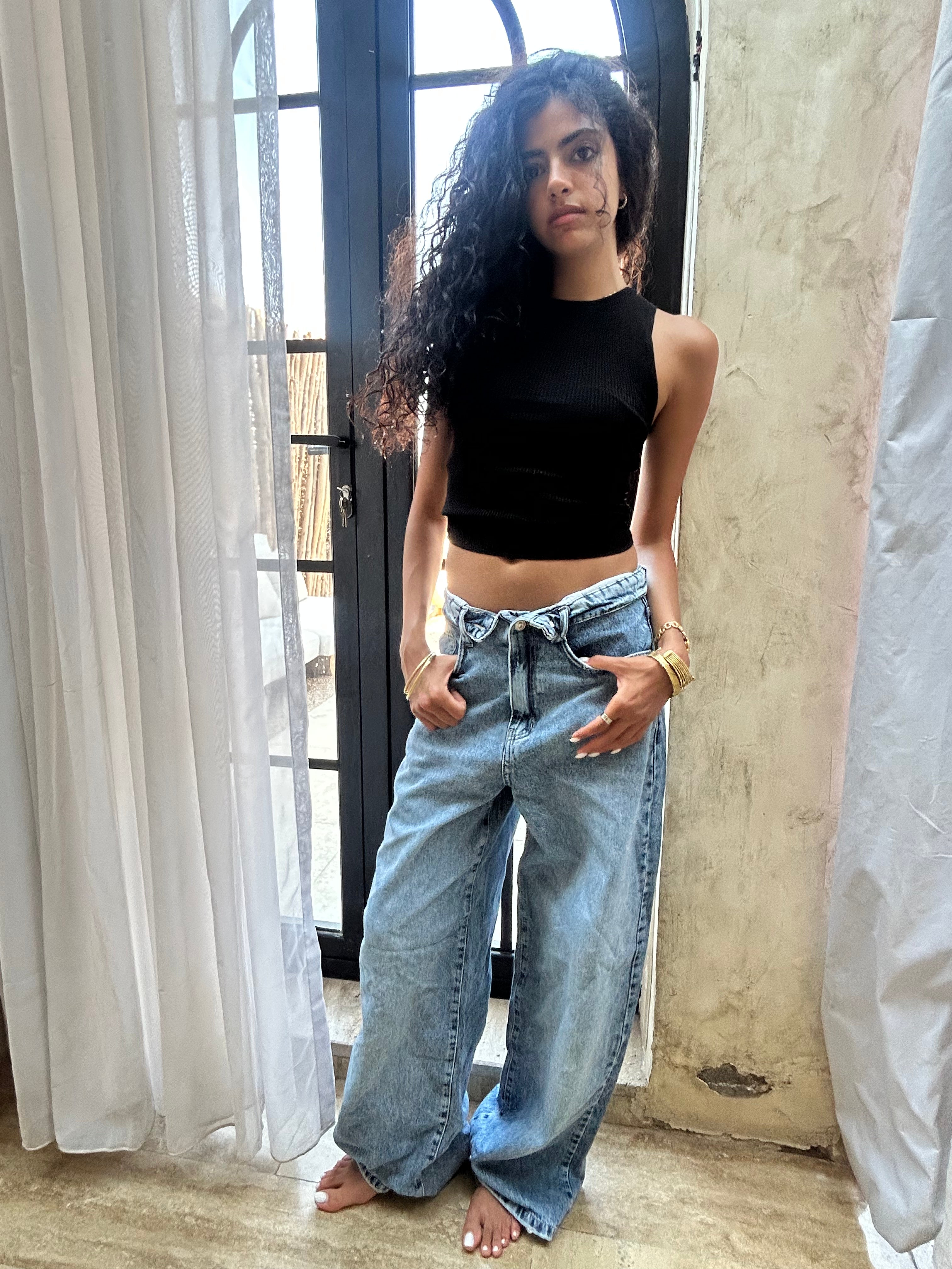 Reversed waist light blue jeans - Medium waist